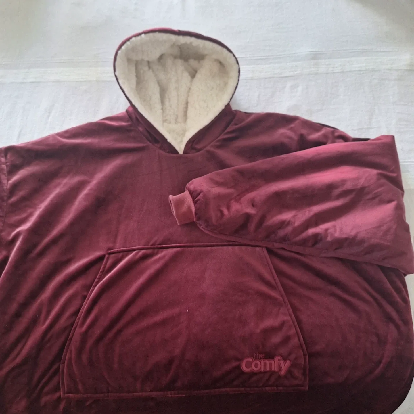 The Comfy Original Wearable Blanket - Burgundy image indicator(2)