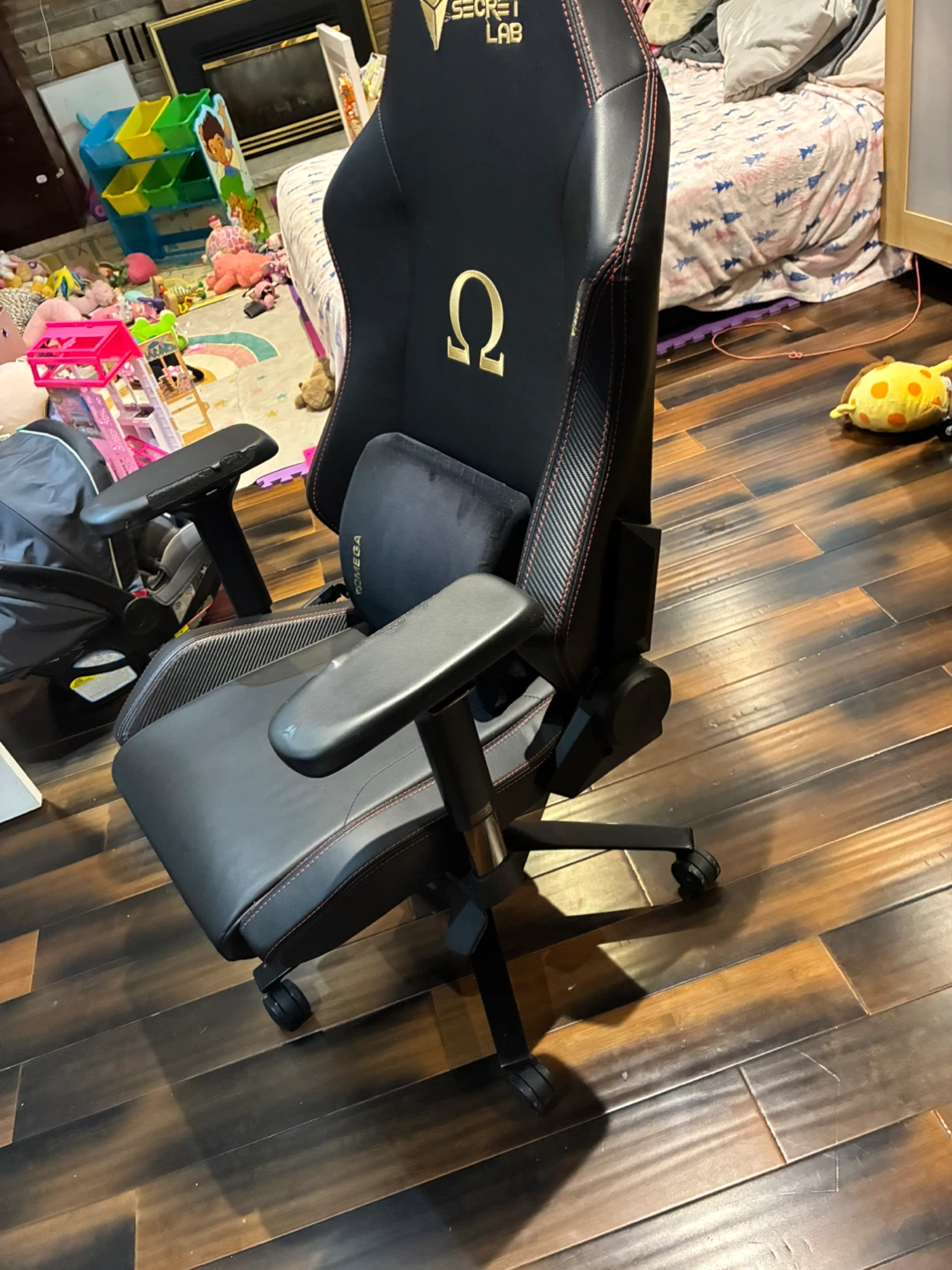 Secretlab OMEGA 2020 Stealth Gaming Chair - photo 5