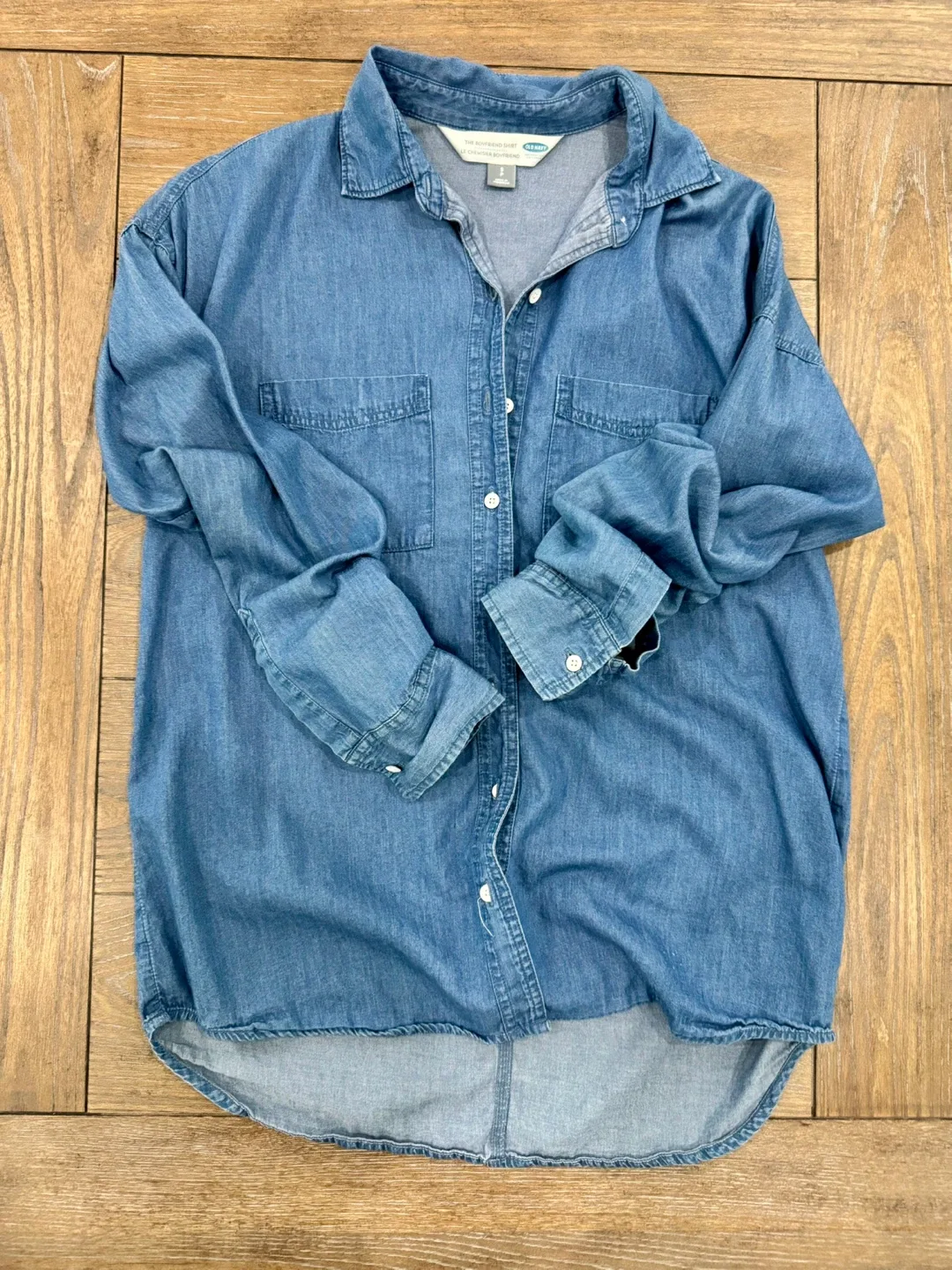 Old Navy Denim Shirts - Size S image indicator(2)