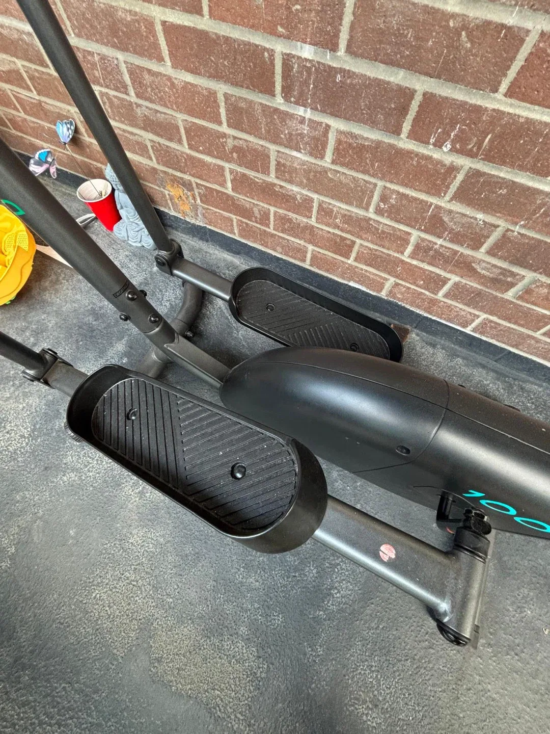 Domyos 100 Elliptical Trainer -Must go before nov 1st image indicator(3)