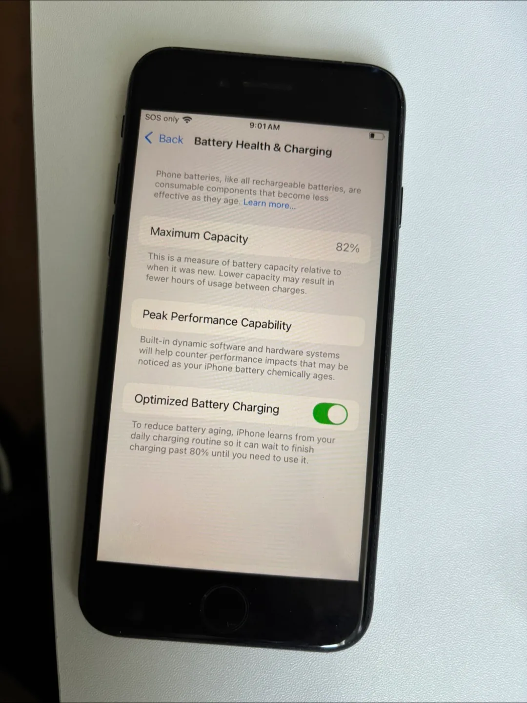 Apple iPhone SE (2nd Gen) Black - Excellent Condition image indicator(4)