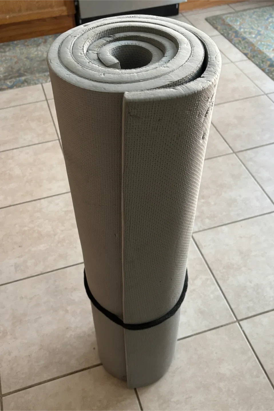 Yoga/Exercise Mat - Grey (6.5 x 2.5 feet) image indicator(3)