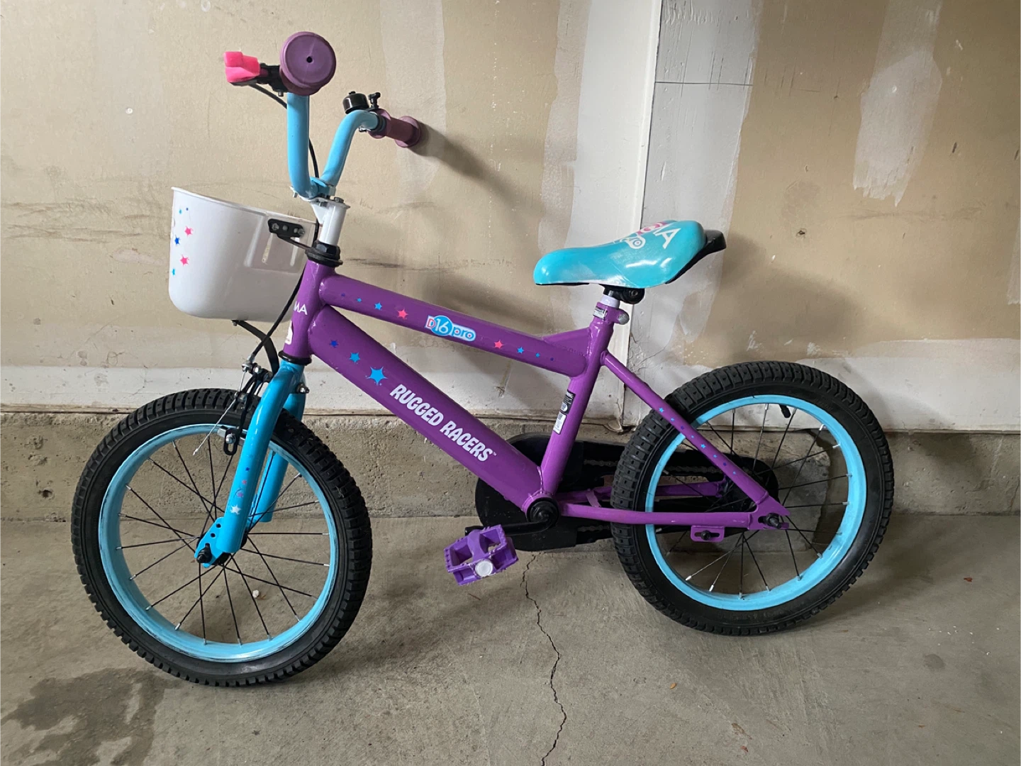 Rugged Racers 16 Pro Kids Bike - Purple & Blue