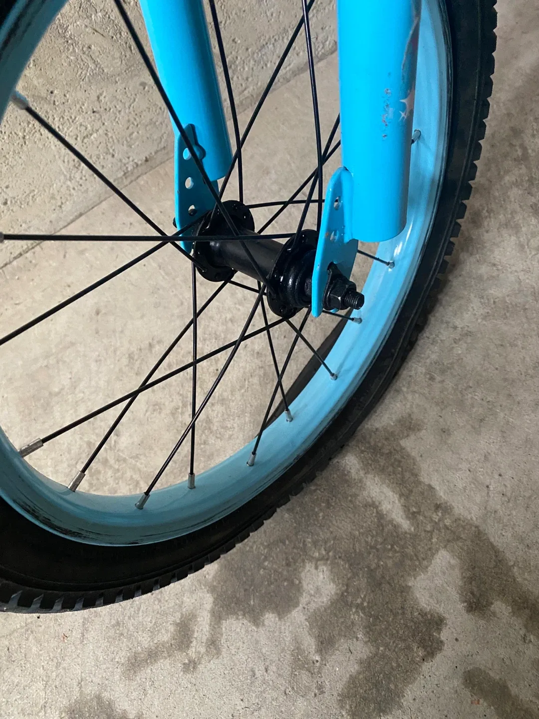 Rugged Racers 16 Pro Kids Bike - Purple & Blue image indicator(4)