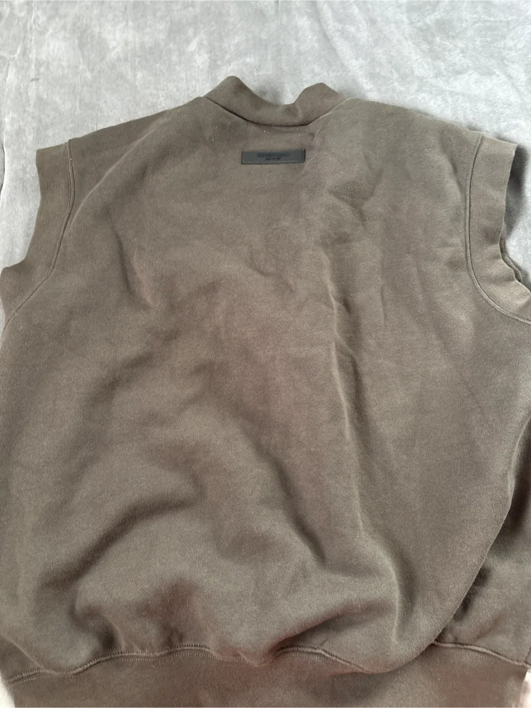 Essentials Fear of God Sleeveless Sweatshirt image indicator(2)