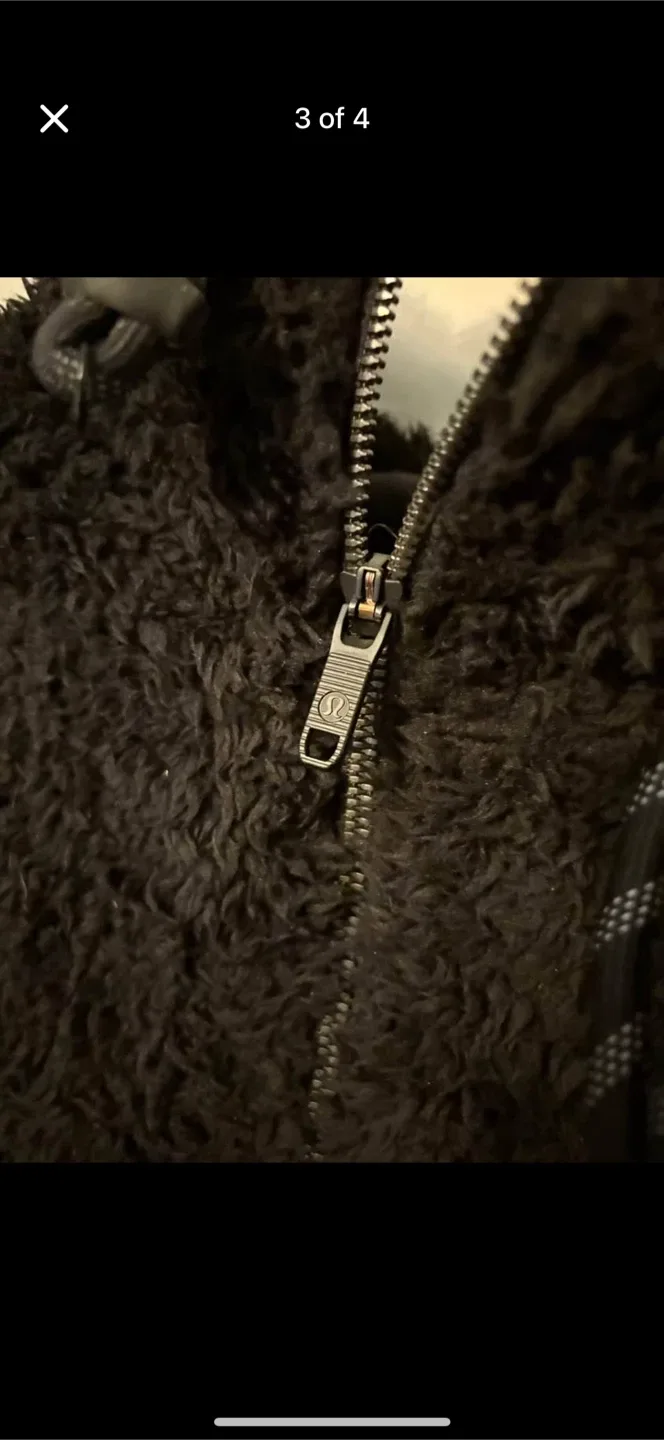 Lululemon Black Fleece Pullover image indicator(3)