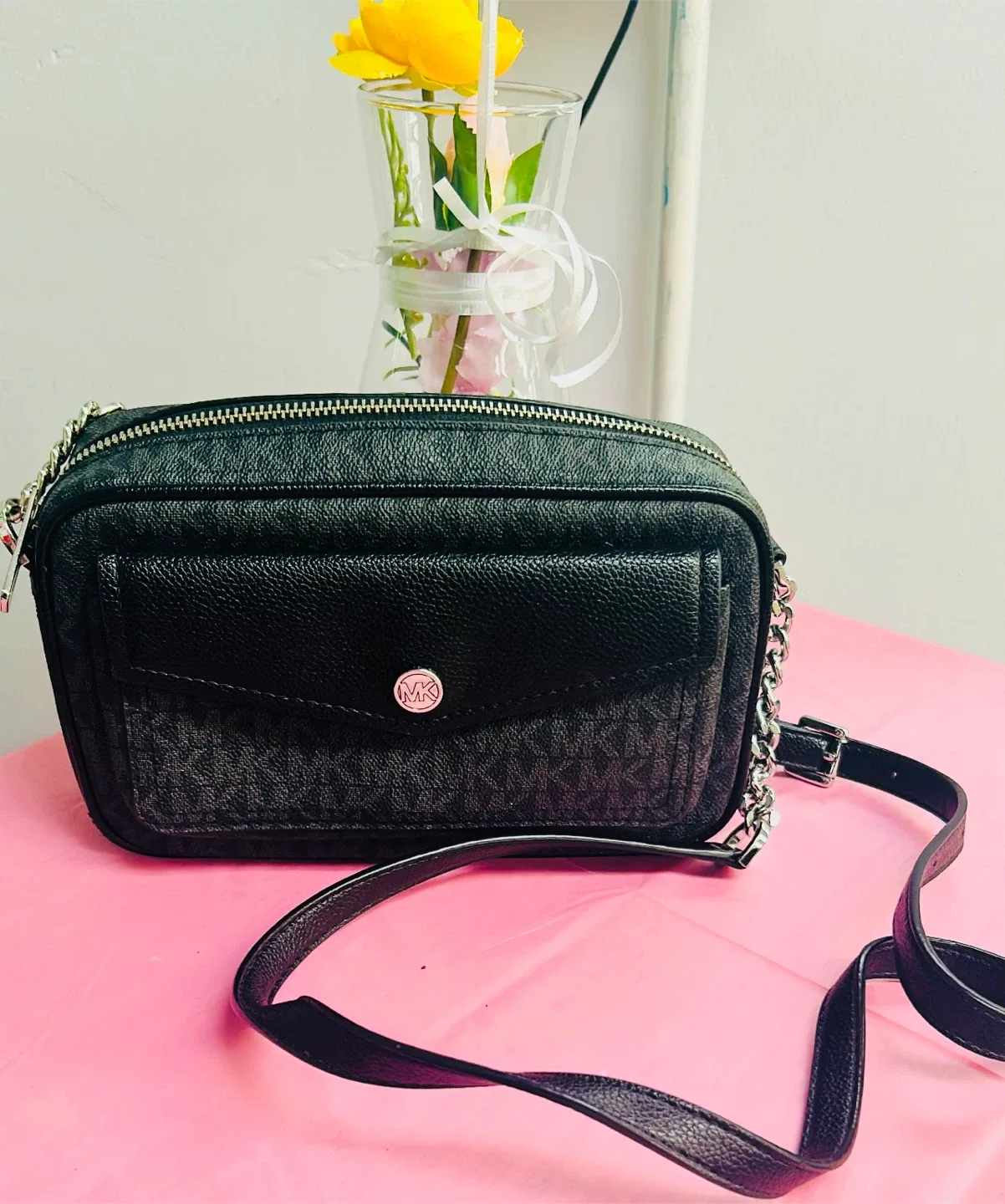 Coach & Michael Kors Designer Handbags image indicator(3)