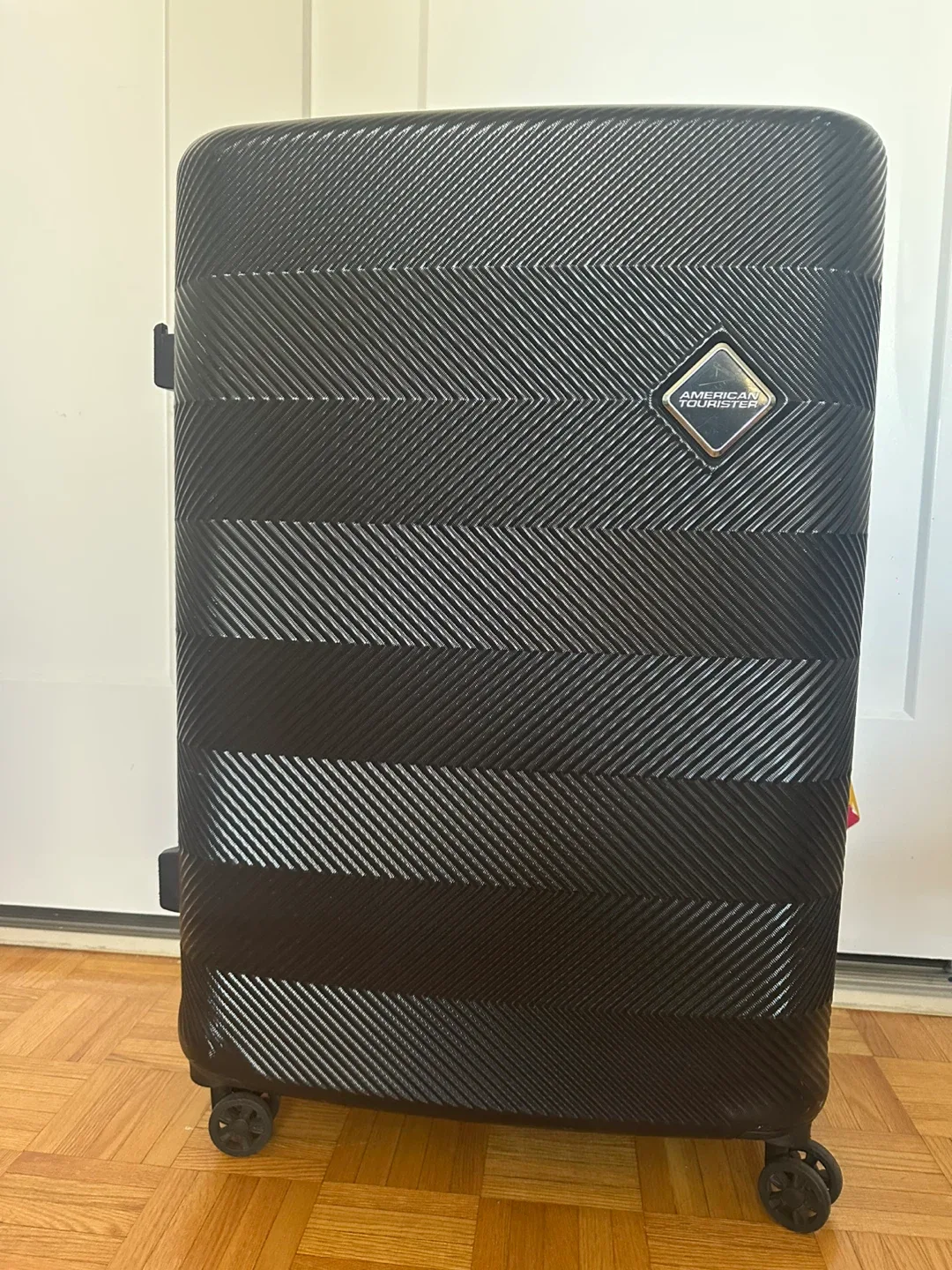 American Tourister Black Hardside Suitcase