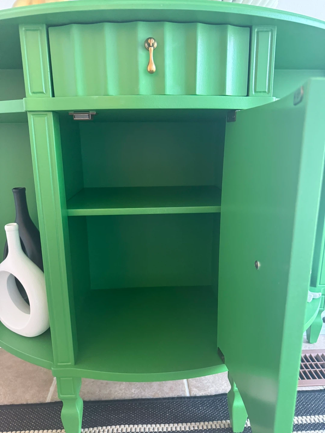 Green Half-Moon Console Table - photo 3
