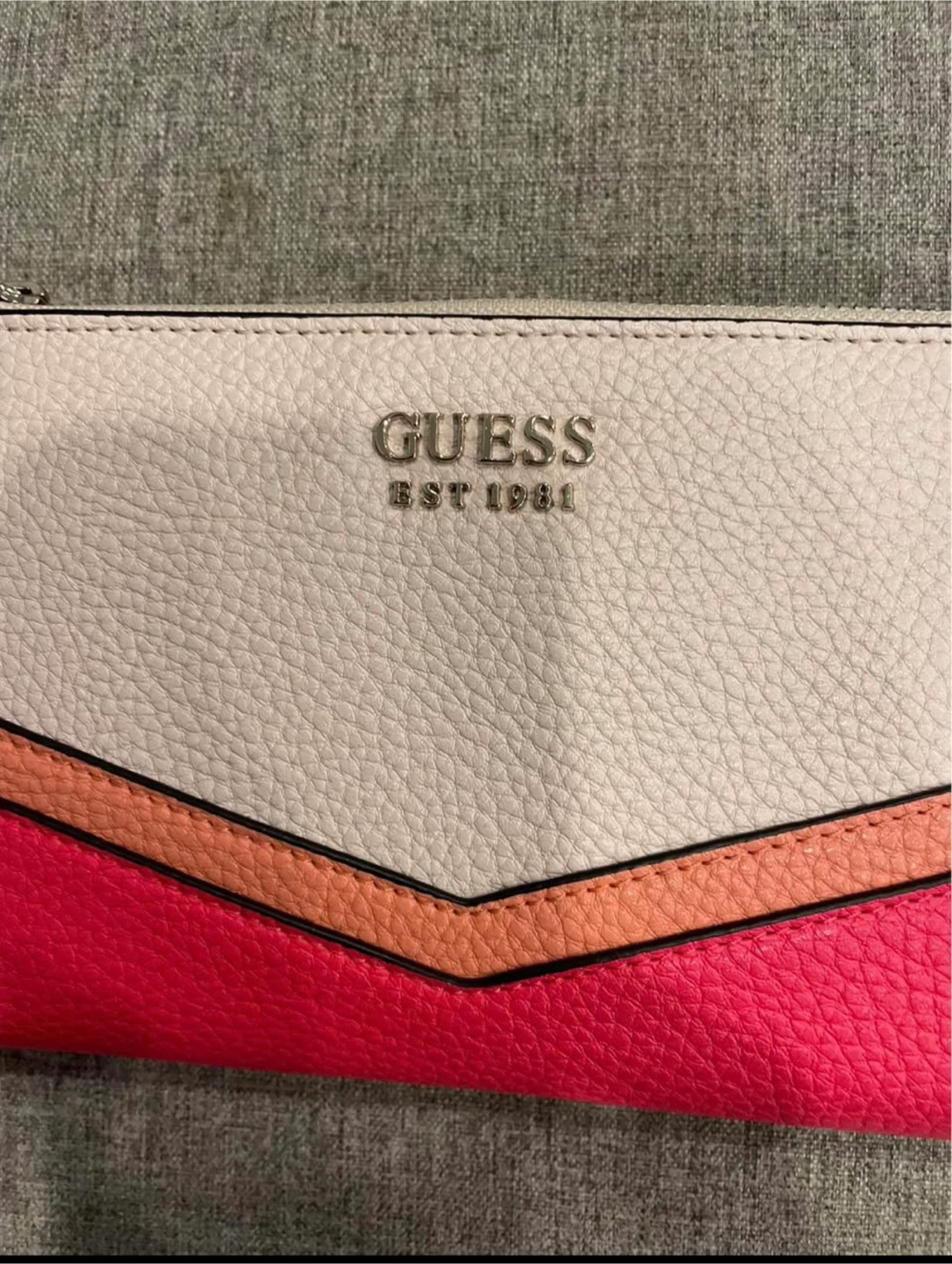Guess Leather Wallet $10 - photo 4