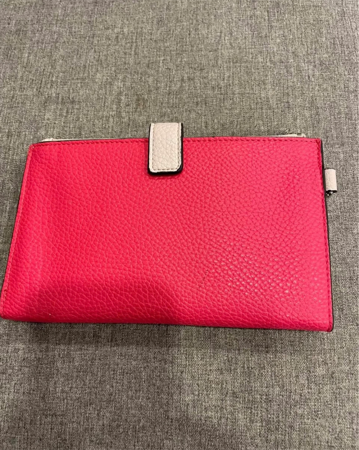 Guess Leather Wallet $10 - photo 3