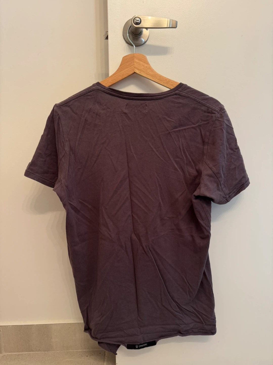 ZANEROBE Wolf Graphic T-Shirt (Size XS) - photo 2