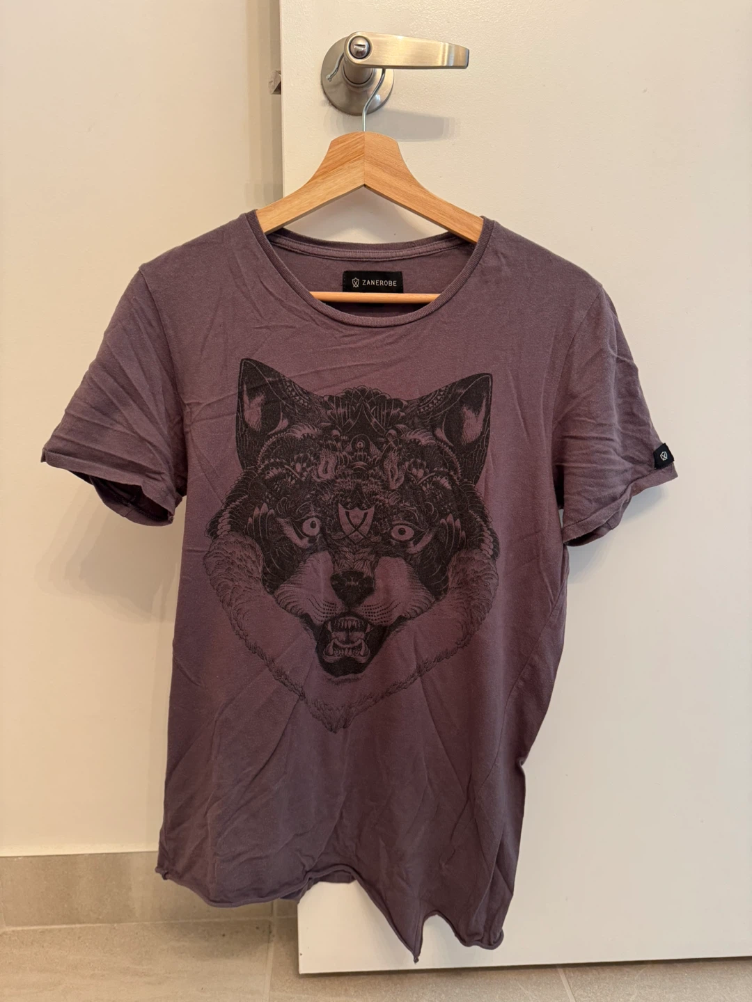ZANEROBE Wolf Graphic T-Shirt (Size XS)