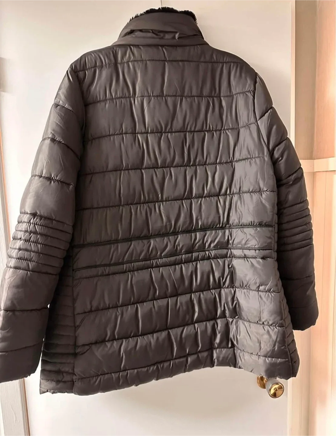 Women’s winter jacket - fits like size 1x image indicator(4)