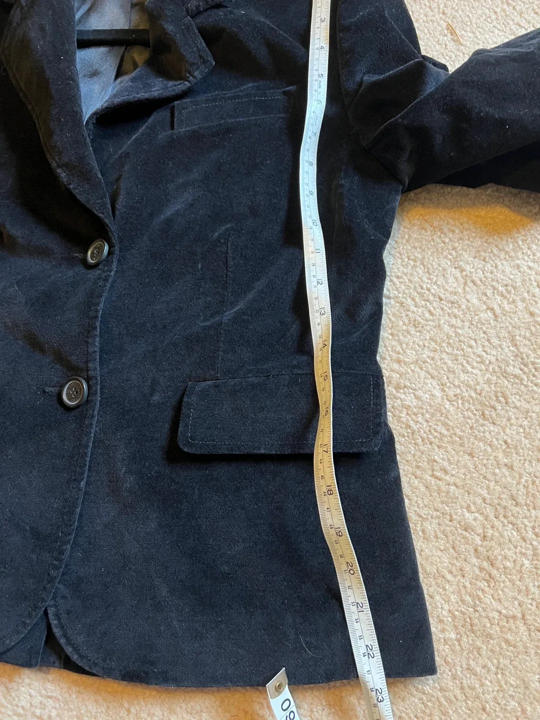 Lady Hathaway Black Velvet Blazer - Size M image indicator(9)