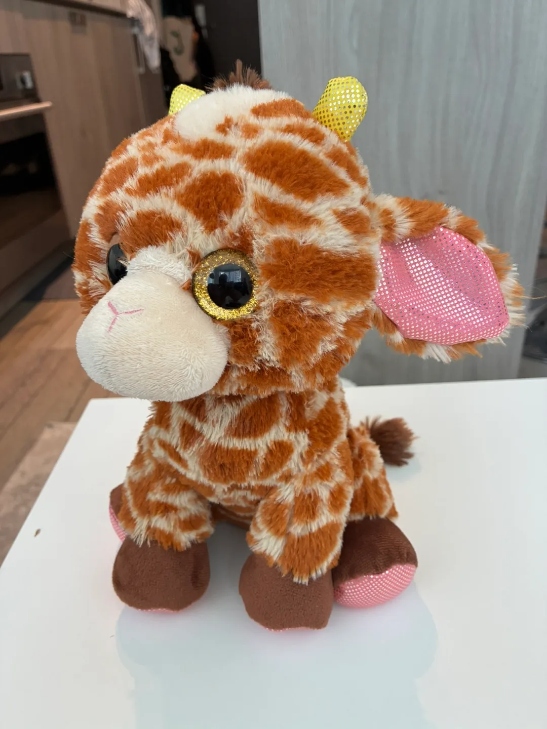 Giraffe plush #freecycle image indicator(2)