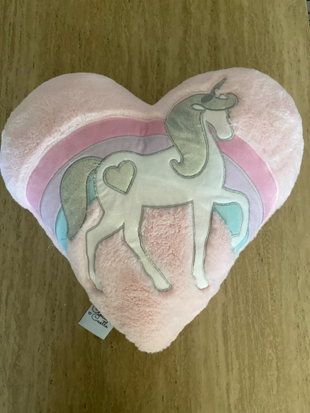 Cloud Castle Unicorn Heart Pillow Great Condition thumbnail