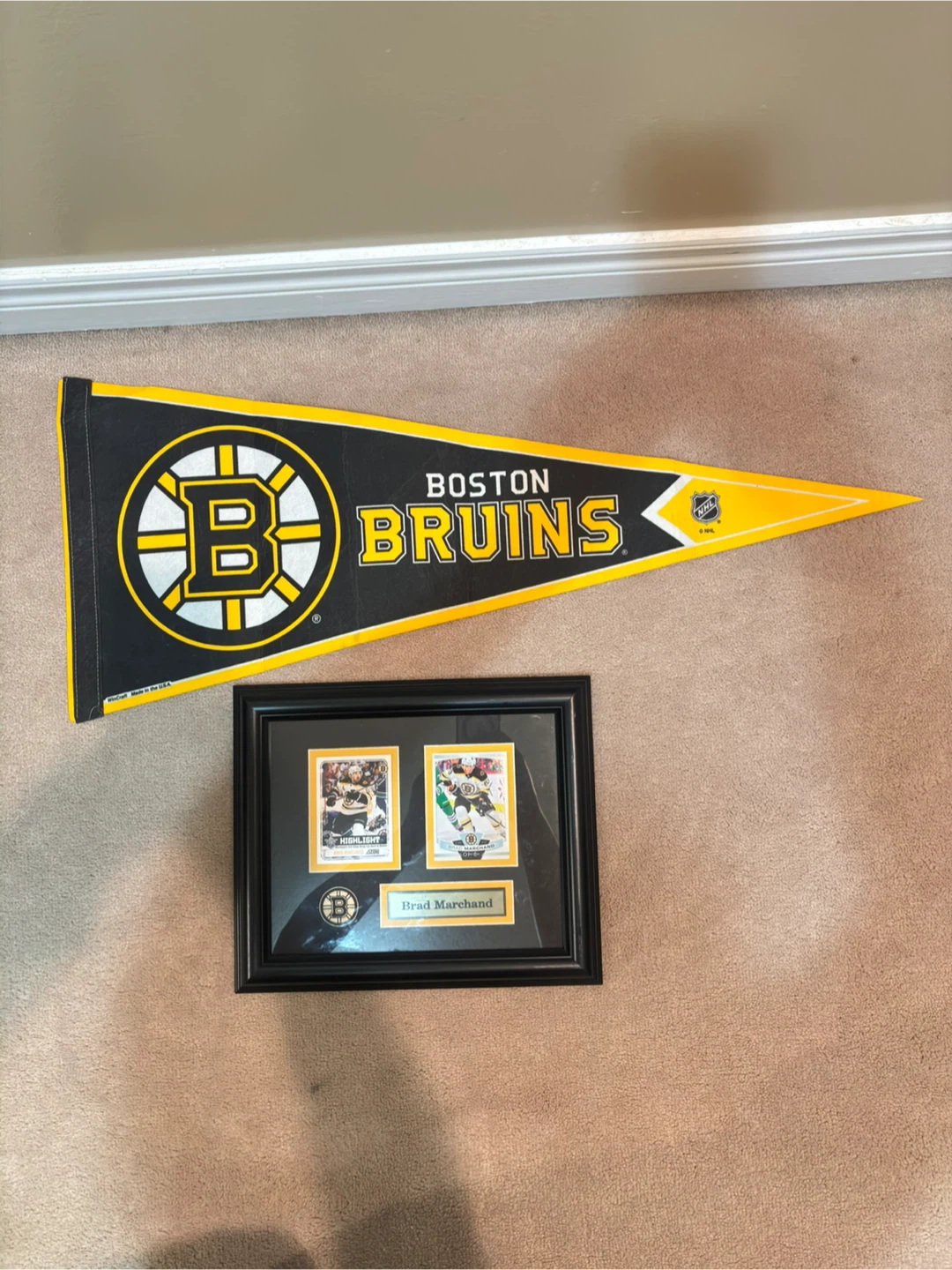 Boston Bruins Pennant & Brad Marchand Framed Cards - photo 3