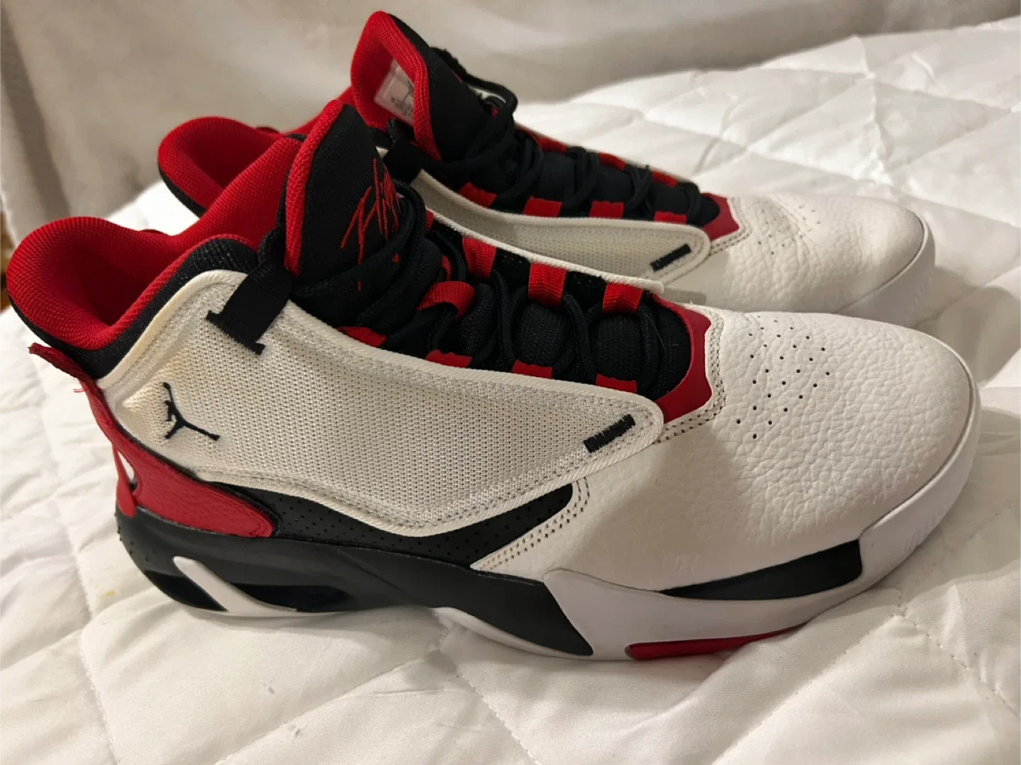 Jordan Flight Club '91 Red/White Sneakers image indicator(2)