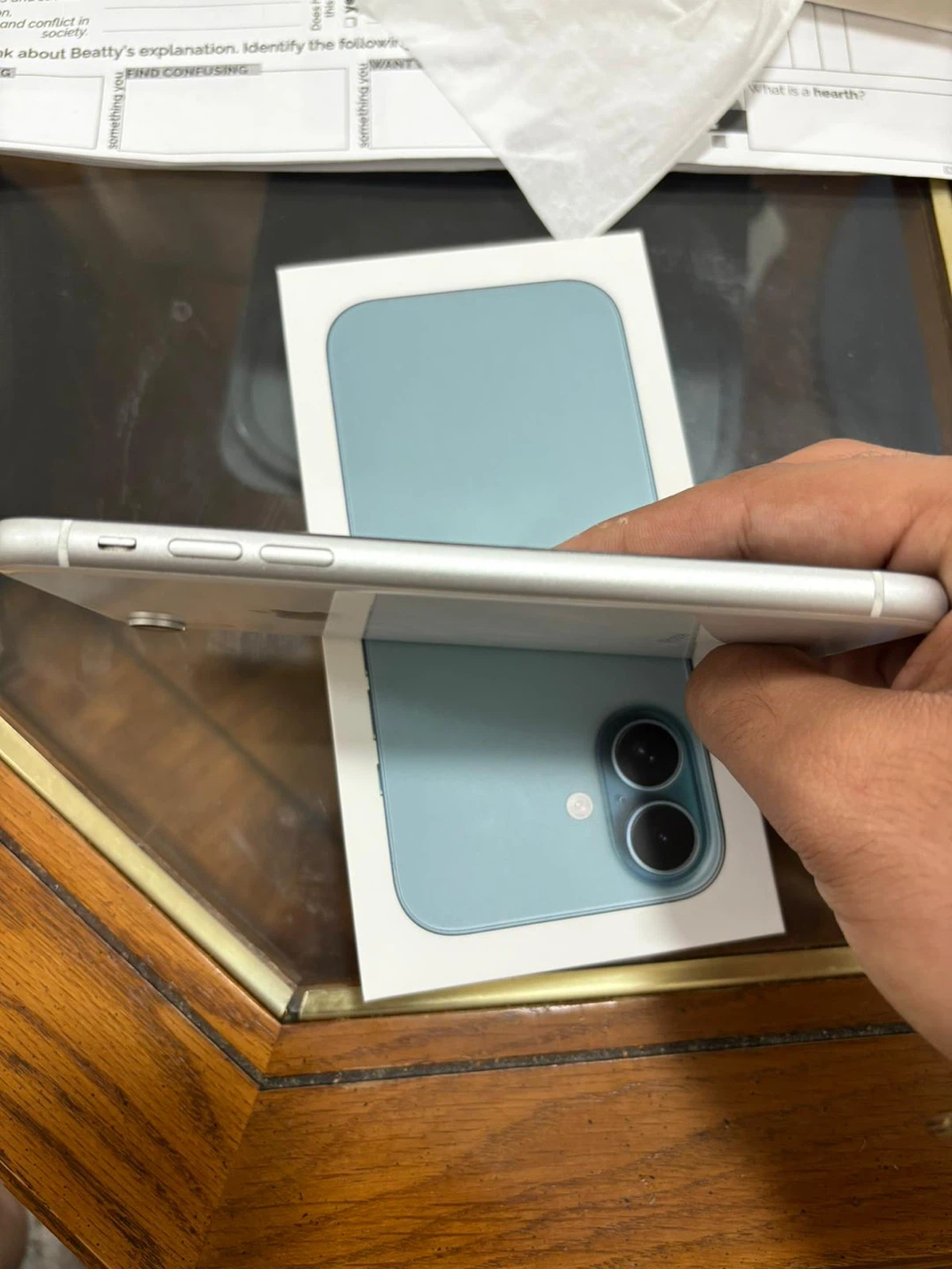 iPhone XR - Silver - 64GB - photo 4