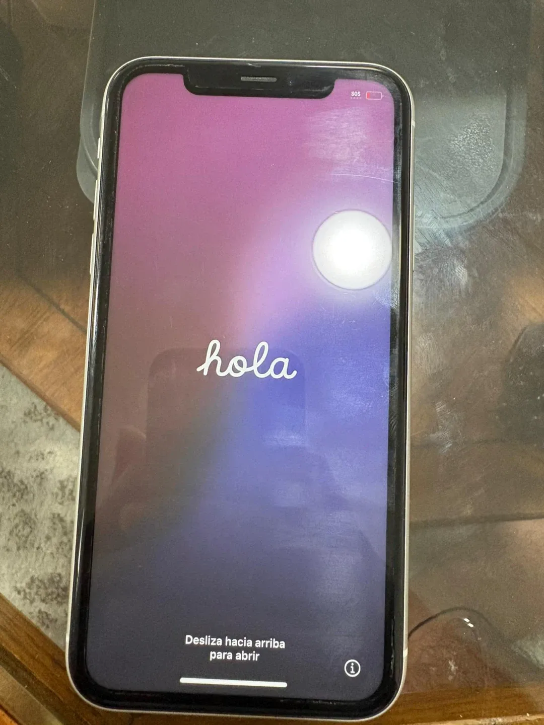 iPhone XR - Silver - 64GB image indicator(2)