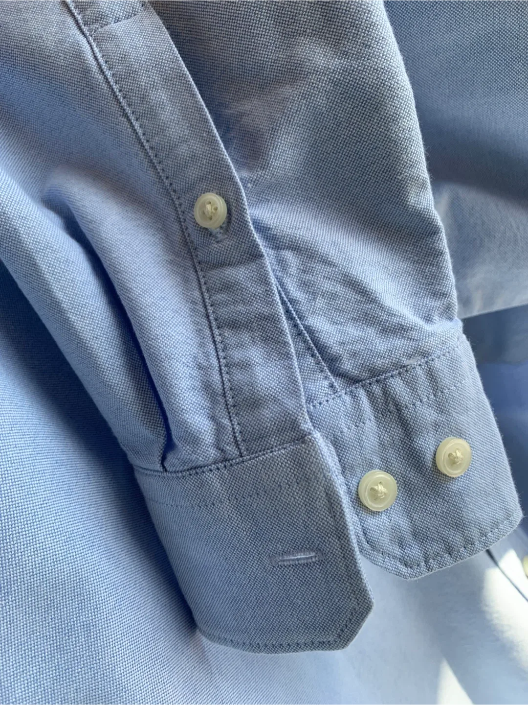 H&M Oxford 100%Cotton Men’s Shirt - Size M image indicator(5)