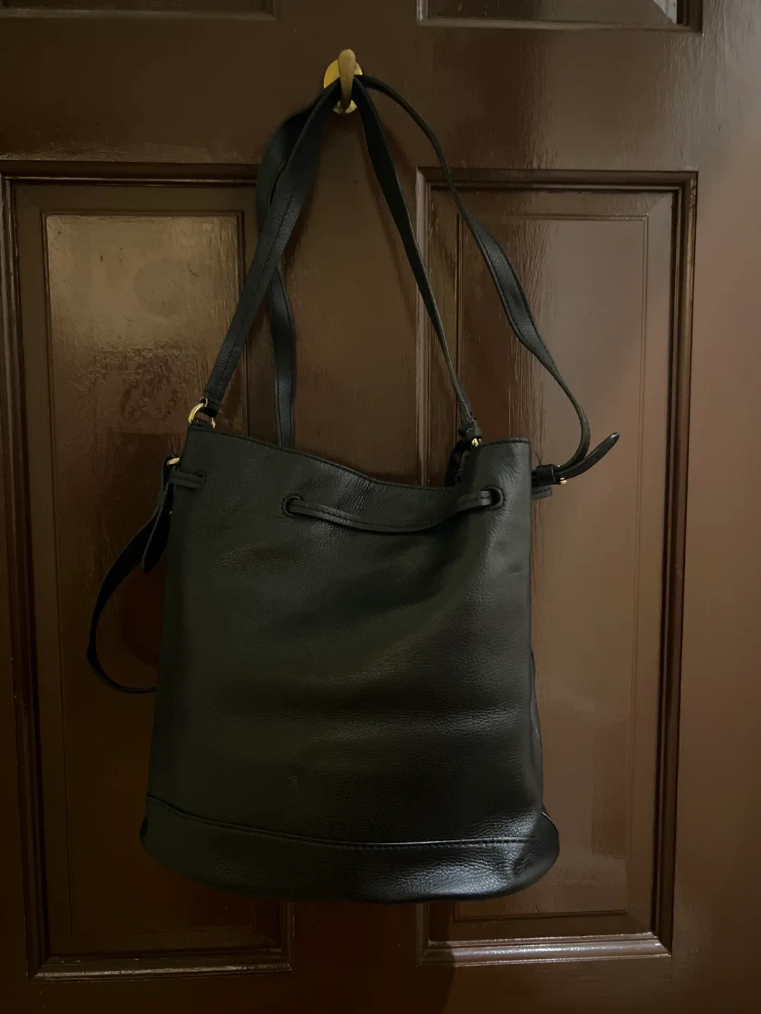 Lauren Ralph Lauren Black Leather Bucket Bag image indicator(2)