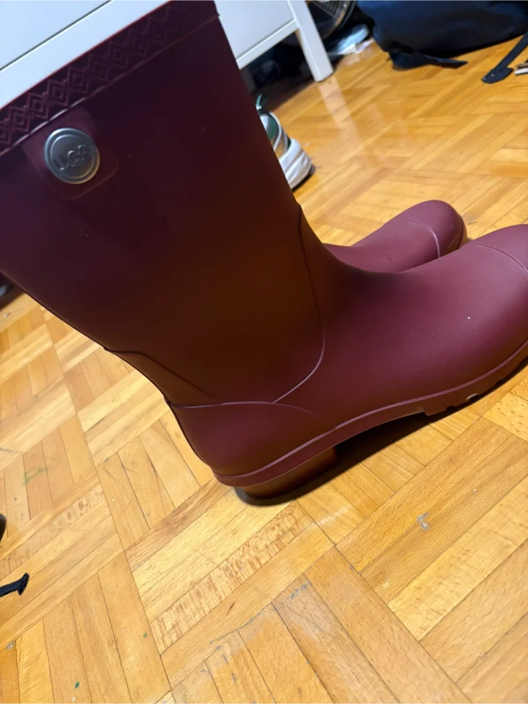 UGG Rain Boots - Burgundy image indicator(3)