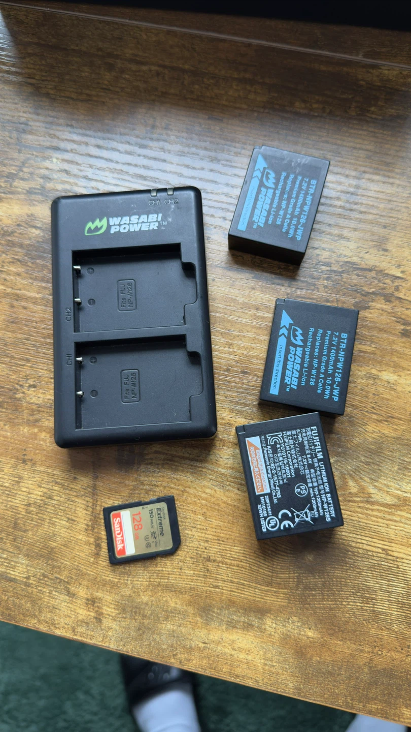 Fujifilm X-T30 II Camera with Extras - photo 5