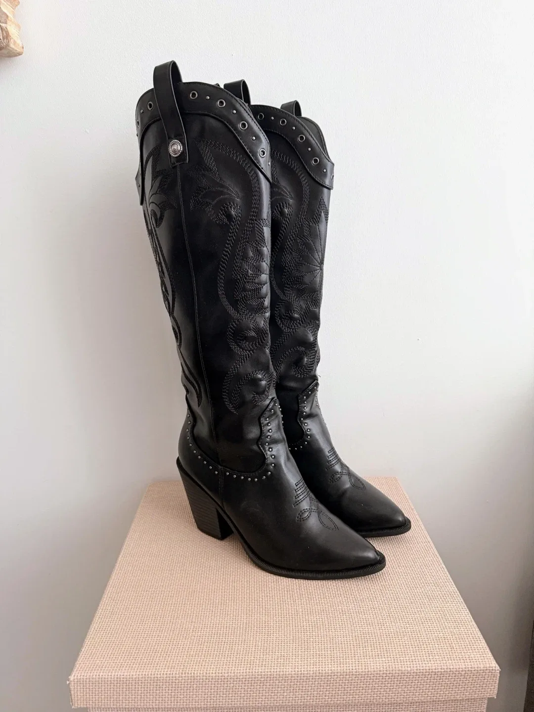 Black Faux Leather Cowboy Boots Size 7 thumbnail