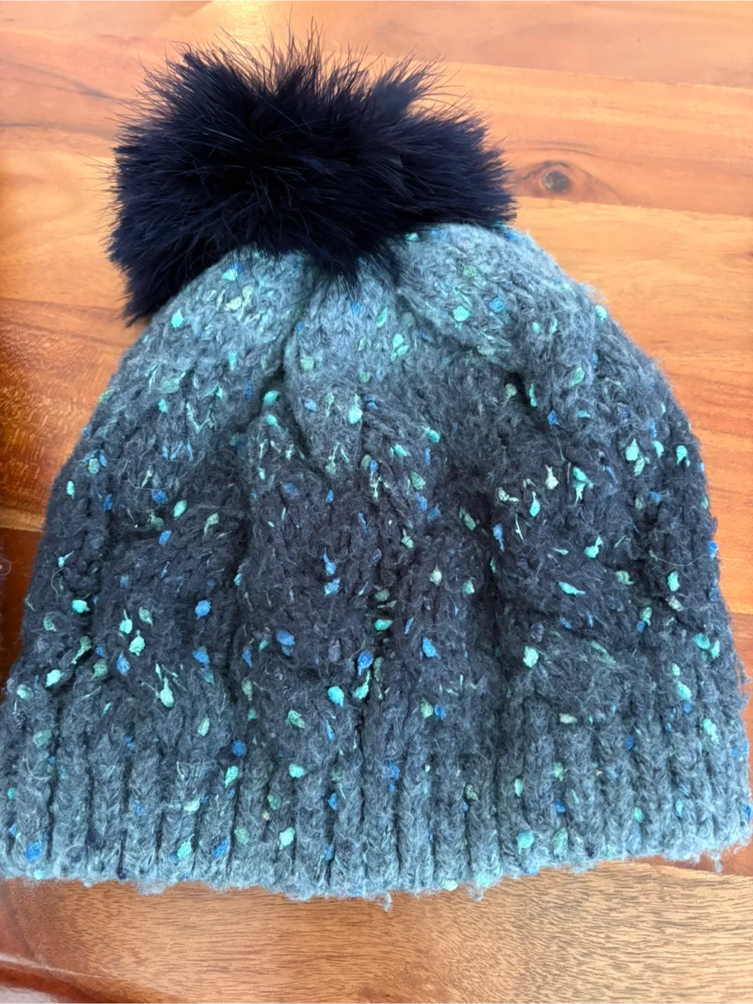 Korea Hand-Knitted Pom Pom Beanies - Made in Korea image indicator(2)