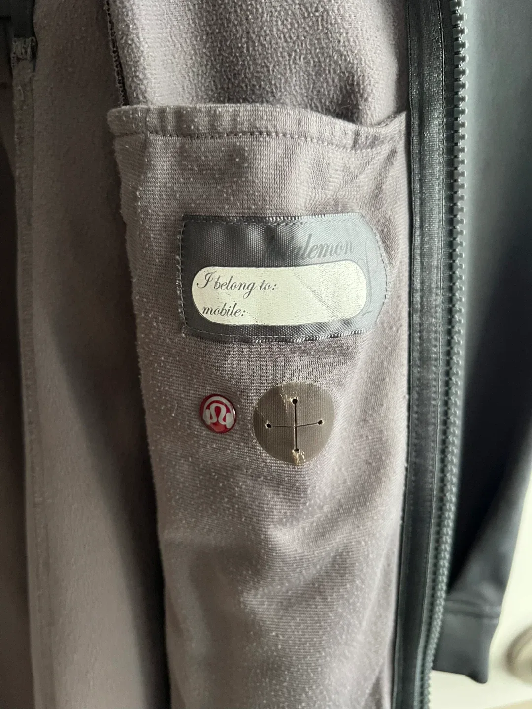 Vintage Lululemon soft shell Jacket - Grey image indicator(7)