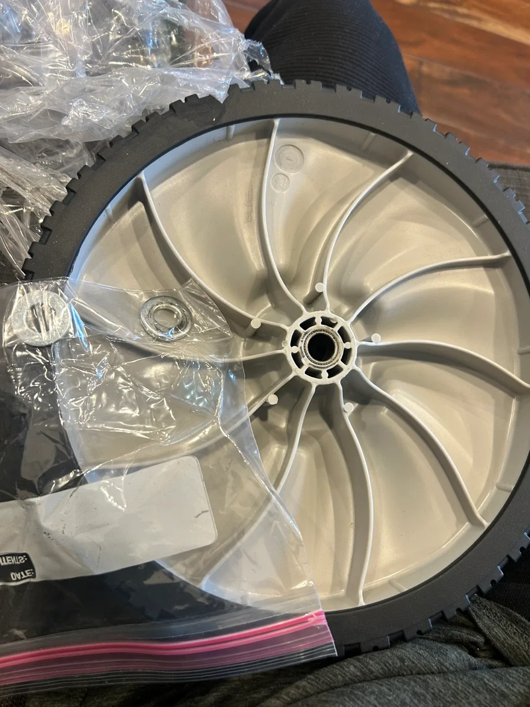 Arnold 11" Plastic Wheel for Lawn Mowers image indicator(3)