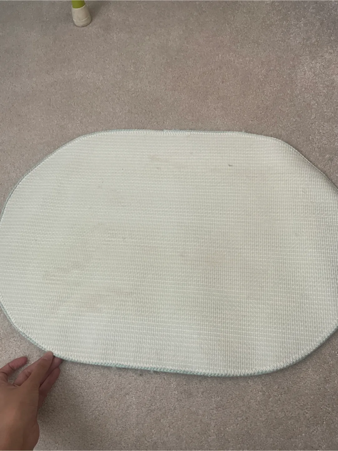 Oval Bath Mat - Light Blue/White image indicator(2)