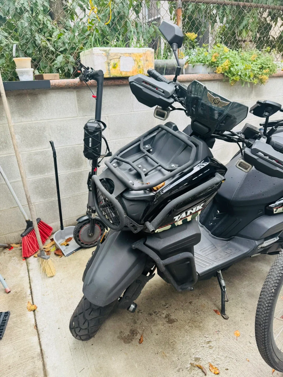 Fly Wing Tank 16 Scooter image indicator(2)