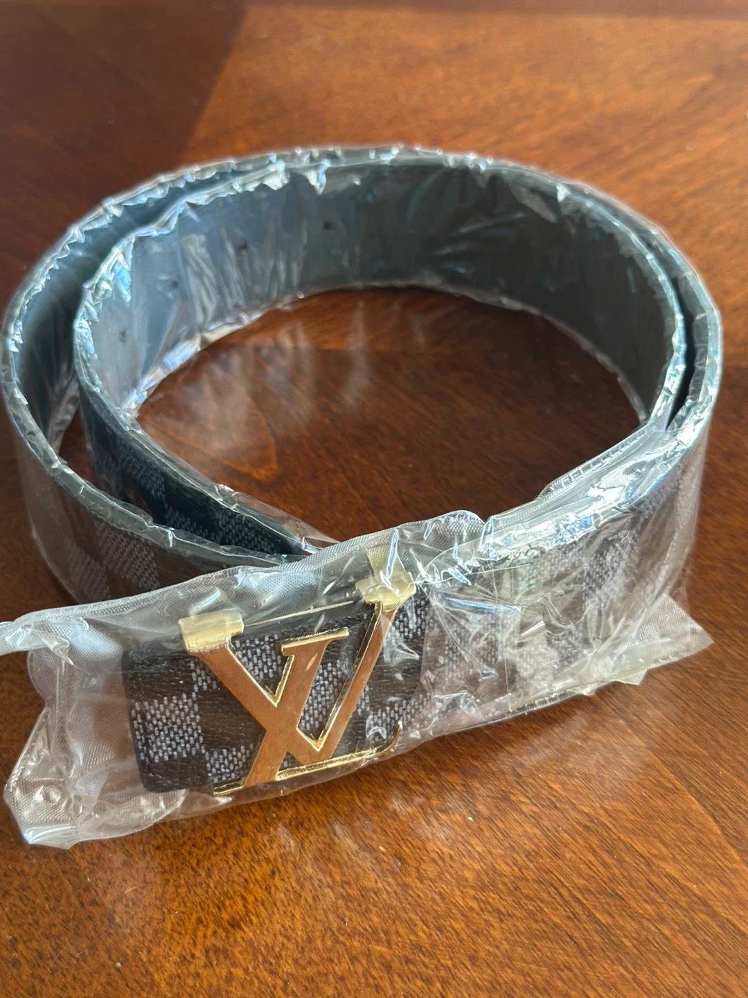Louis Vuitton Damier Graphite Belt image indicator(5)