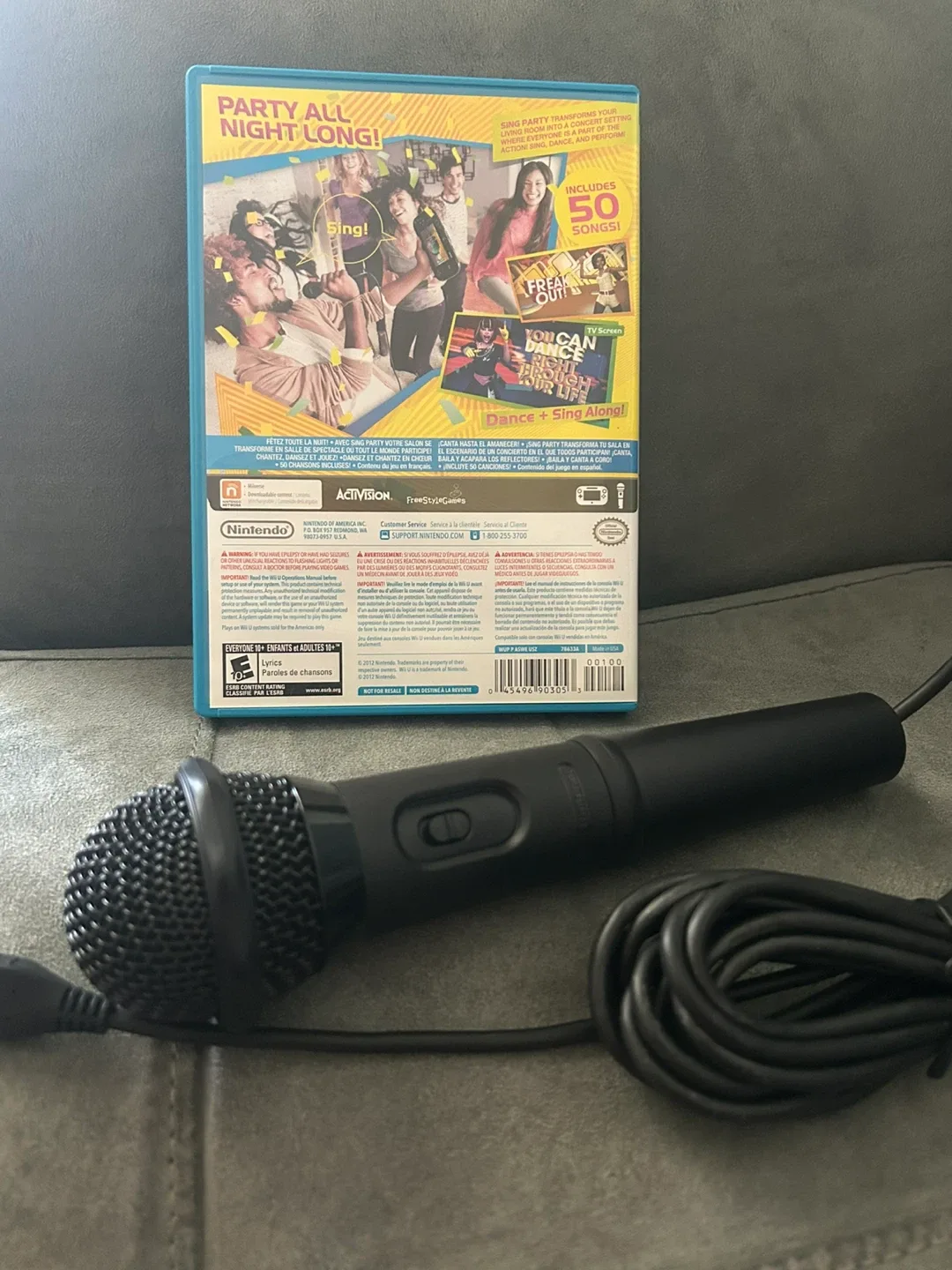 Sing Party Wii U Game with Microphone image indicator(3)