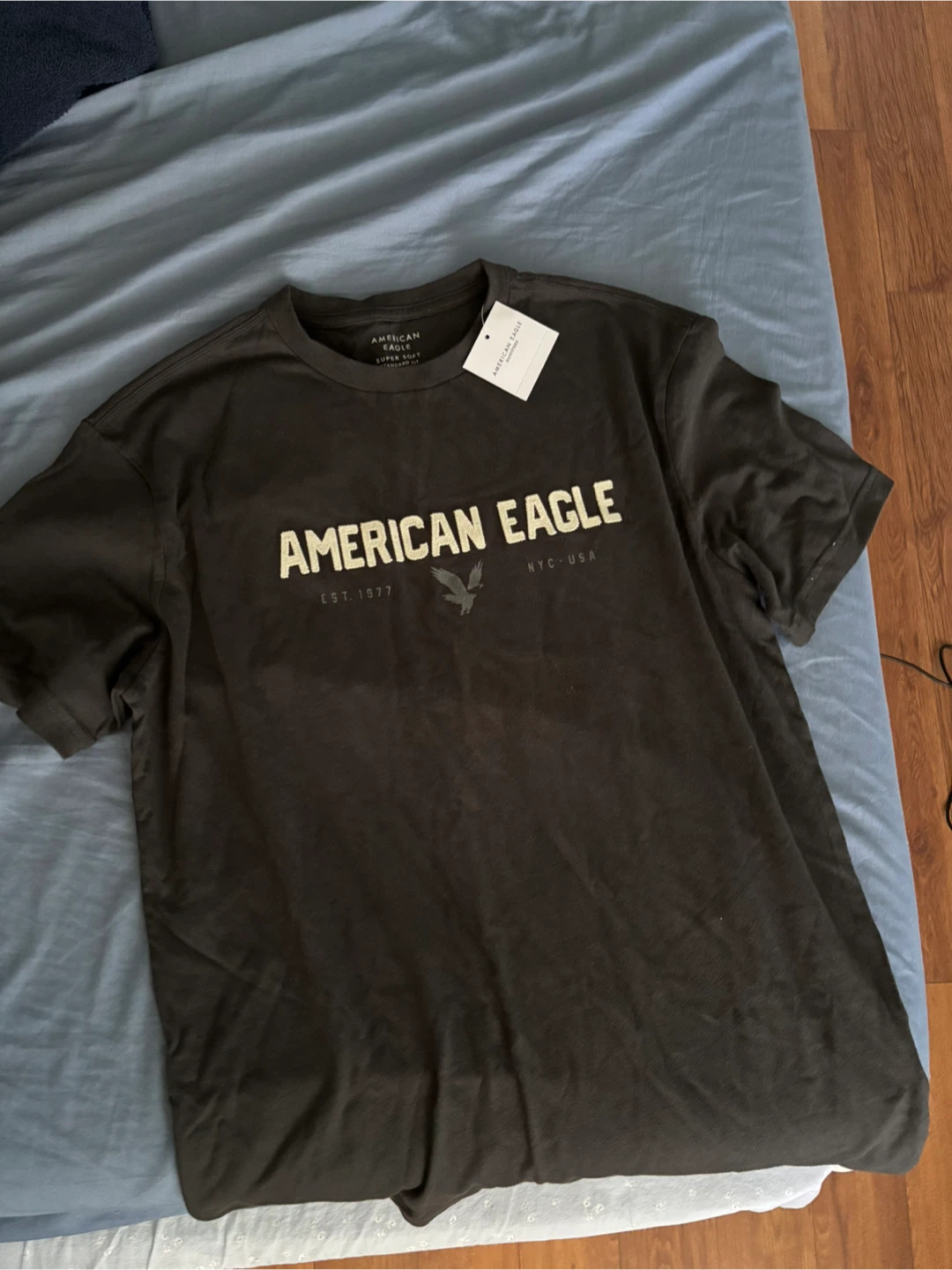 Brand New American Eagle T-Shirt - photo 2