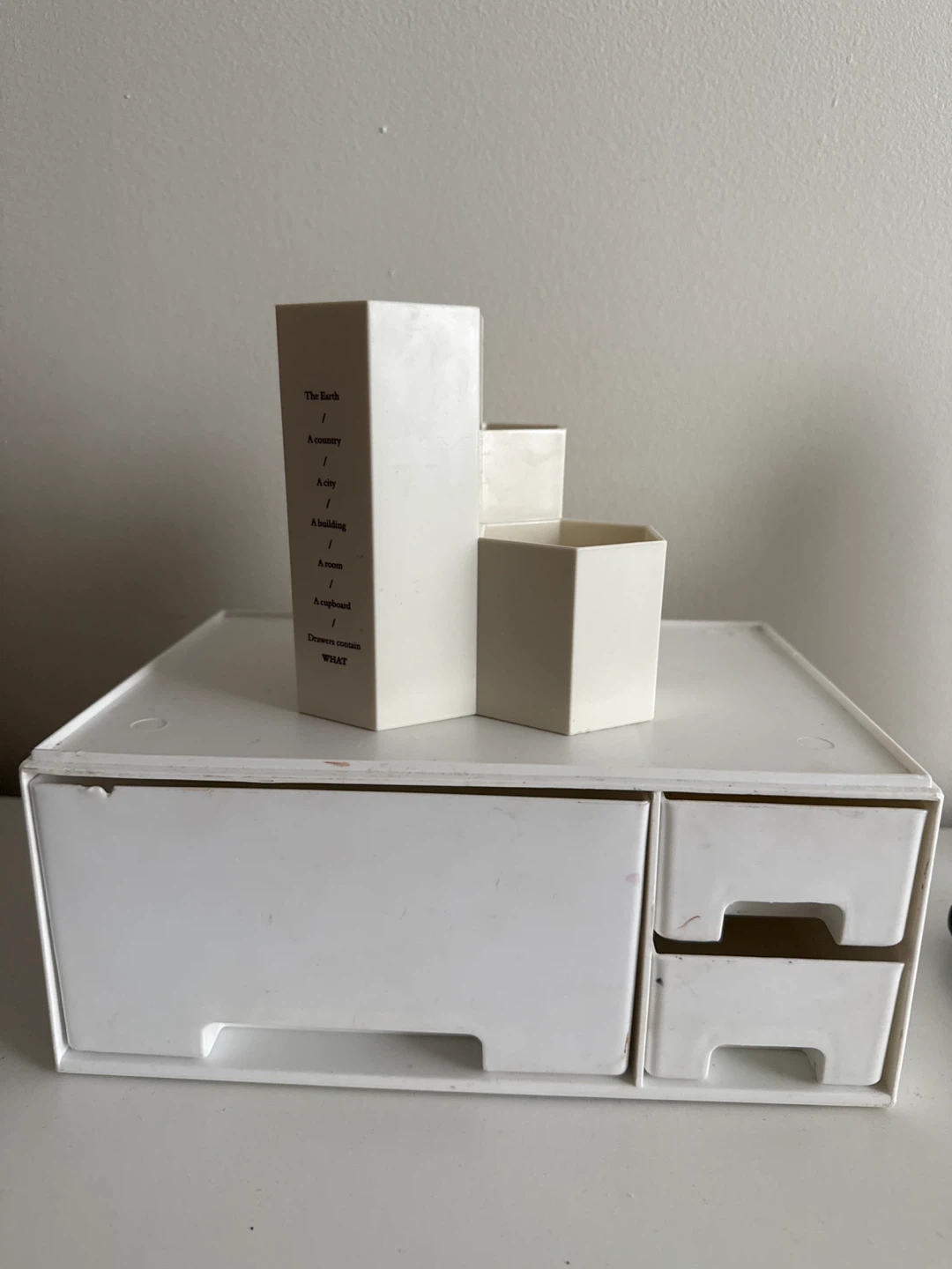 Moving out sale: makeup organizer and brush holder