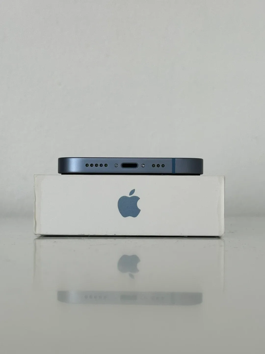 Iphone 14 256 GB image indicator(5)