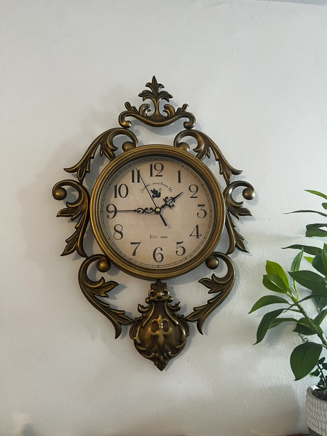 Classic Auchanlife Wall Clock - 53cm image indicator(3)