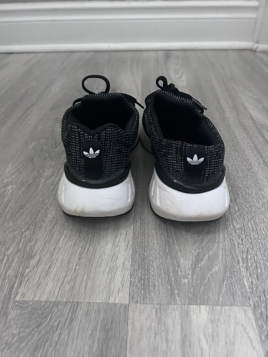 Adidas Swift Run 22 Shoes - US 6.5 - photo 4