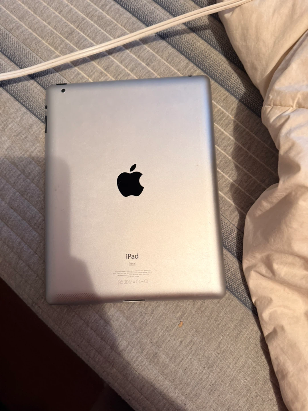 Apple iPad Silver