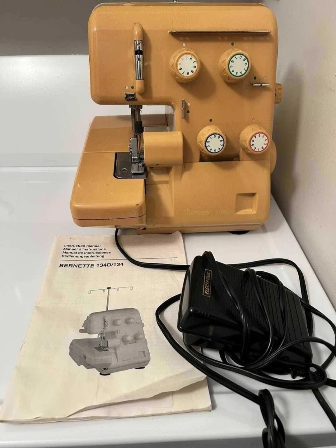 Bernette 134D Serger Overlock Sewing Machine: $3000 retail image indicator(3)