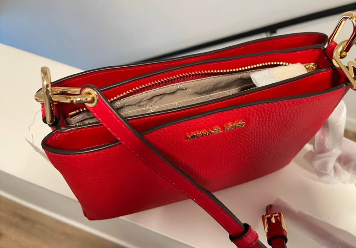 Michael Kors Red Leather Crossbody Bag - New! - photo 4