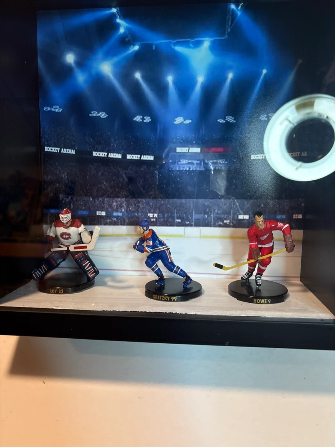 Hockey Arena Shadow Box with Figurines - photo 2