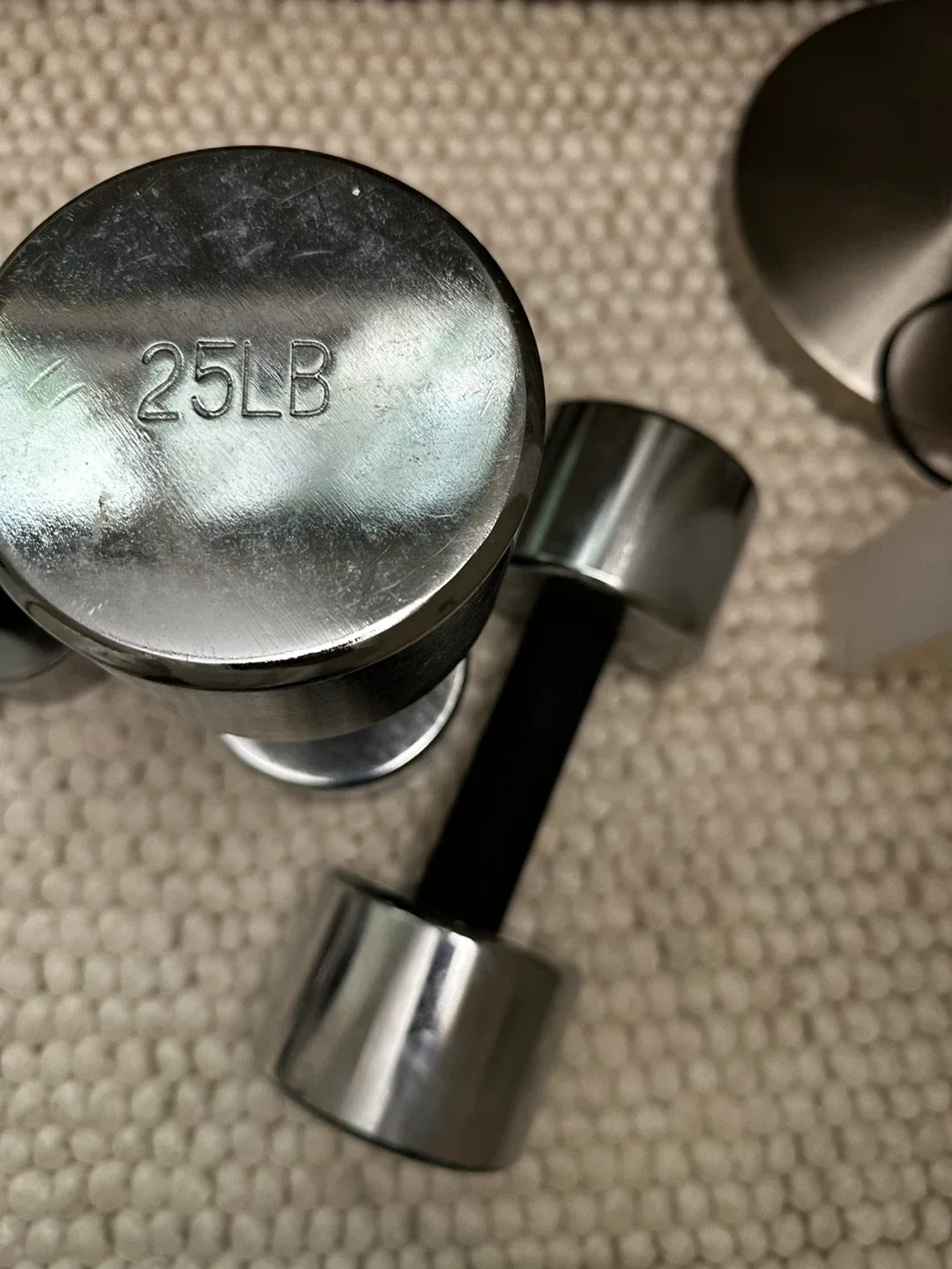 Dumbbell Set - 12lb & 25lb image indicator(3)