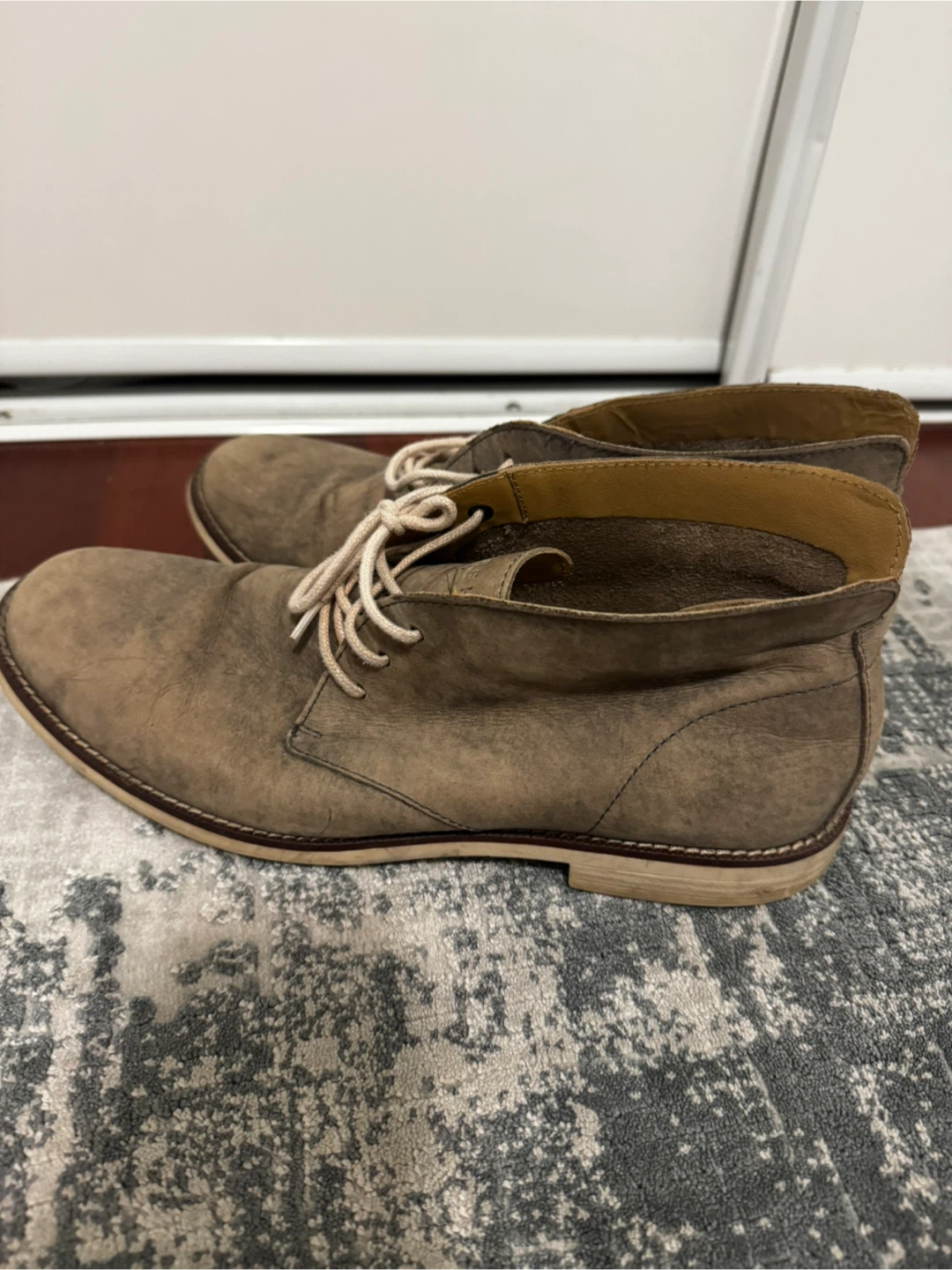 Cole Haan Men's 9½M Suede Chukka Boots