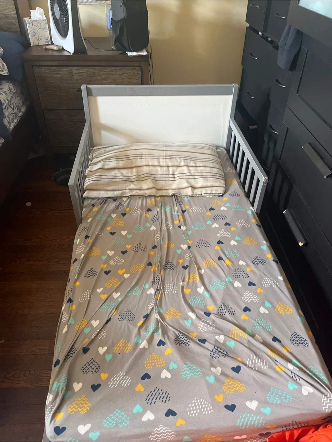 Toddler Bed with Mattress image indicator(2)