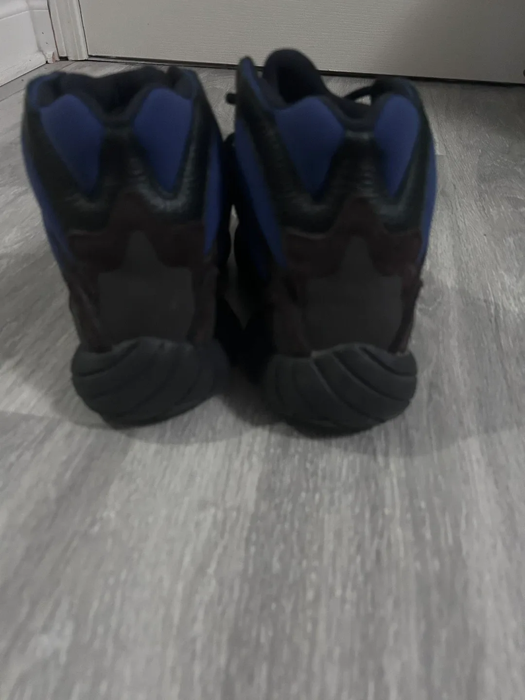 Adidas Yeezy 500 Tactical Size 7.5 image indicator(6)